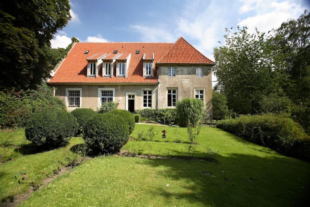 Haus Keppelborg: Zi Antonia Mit Kirchplatzblick Apartment Heek Exterior foto